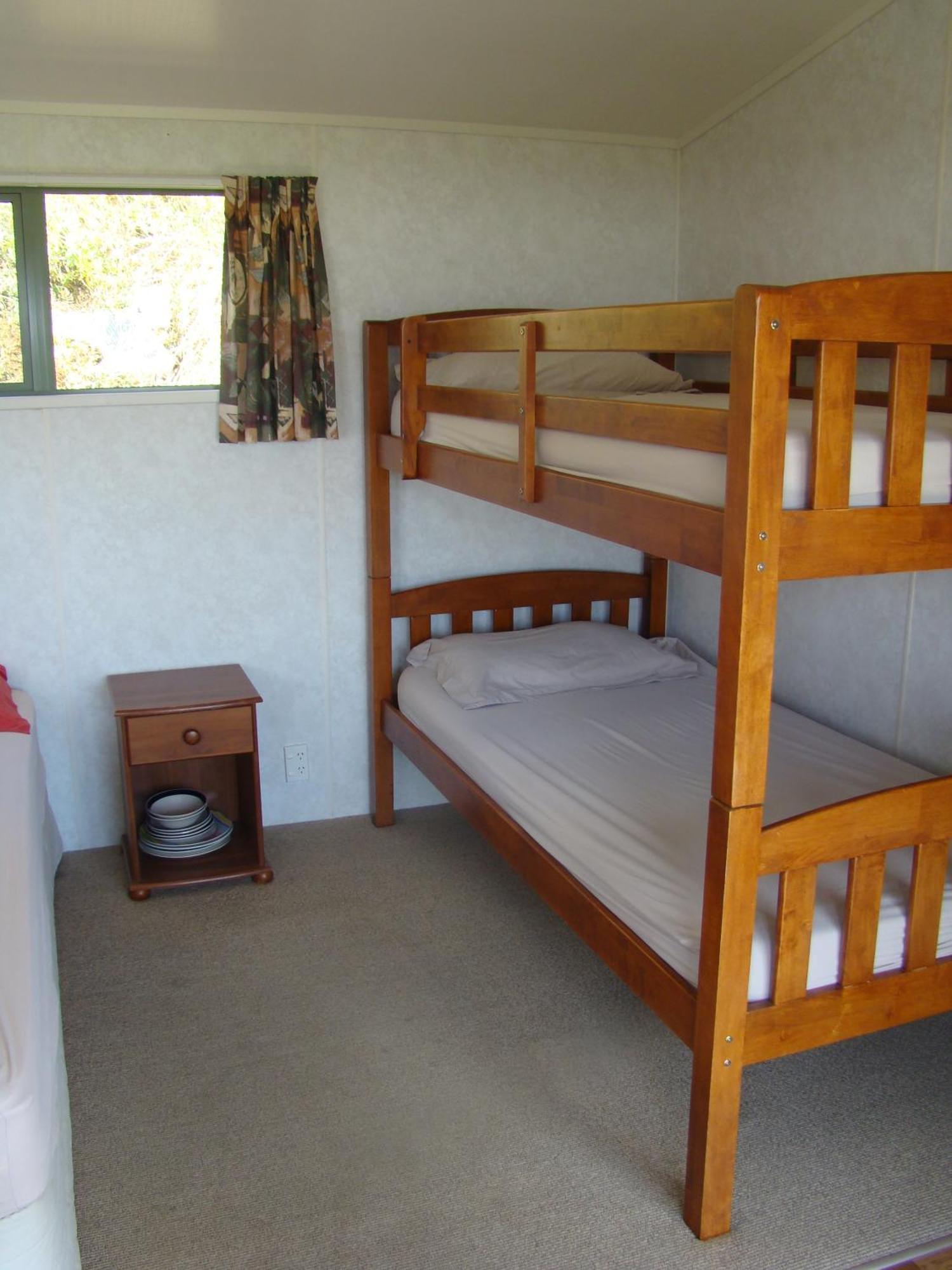 Port Waikato Holiday Park الغرفة الصورة